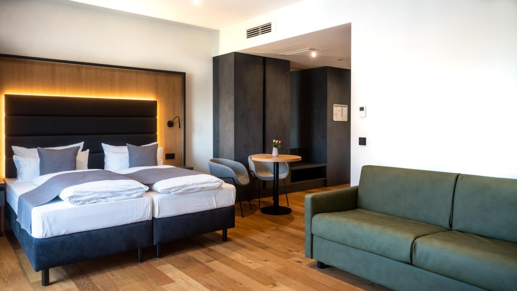 Burgau Hotel Sonnenhof Bagian luar foto